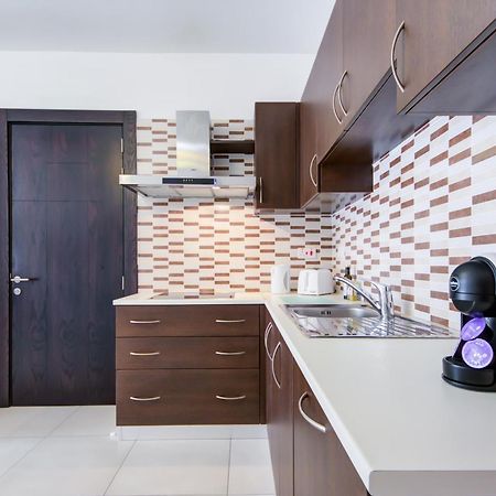 Stylish 2Br Apt With Balconies In St Julians, Paceville - Apt 6 By Vaganza Saint Julian's Luaran gambar