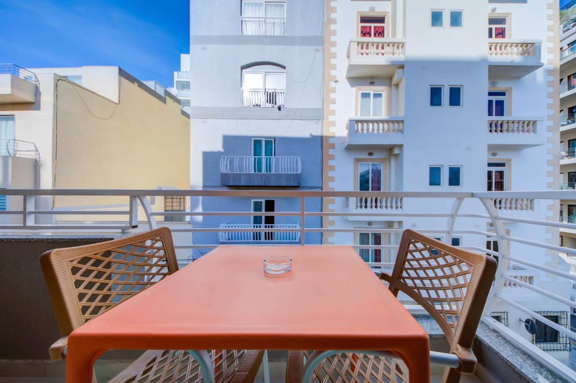 Stylish 2Br Apt With Balconies In St Julians, Paceville - Apt 6 By Vaganza Saint Julian's Luaran gambar