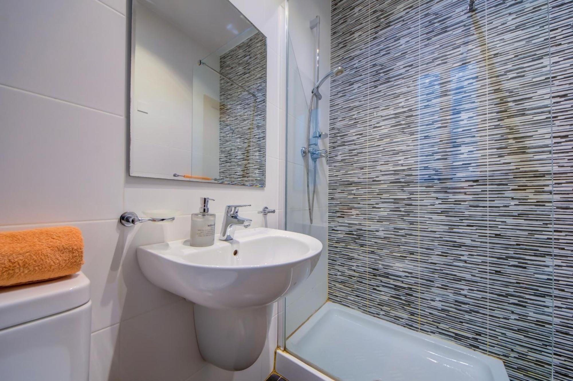 Stylish 2Br Apt With Balconies In St Julians, Paceville - Apt 6 By Vaganza Saint Julian's Luaran gambar