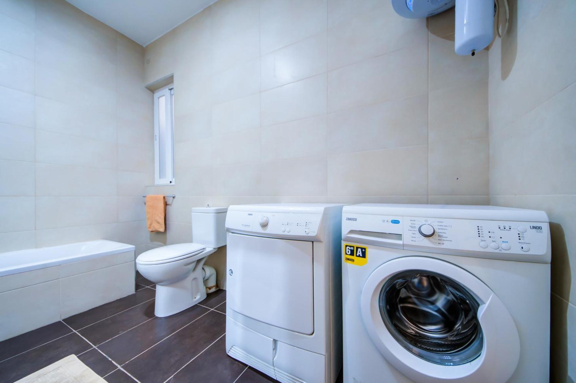 Stylish 2Br Apt With Balconies In St Julians, Paceville - Apt 6 By Vaganza Saint Julian's Luaran gambar