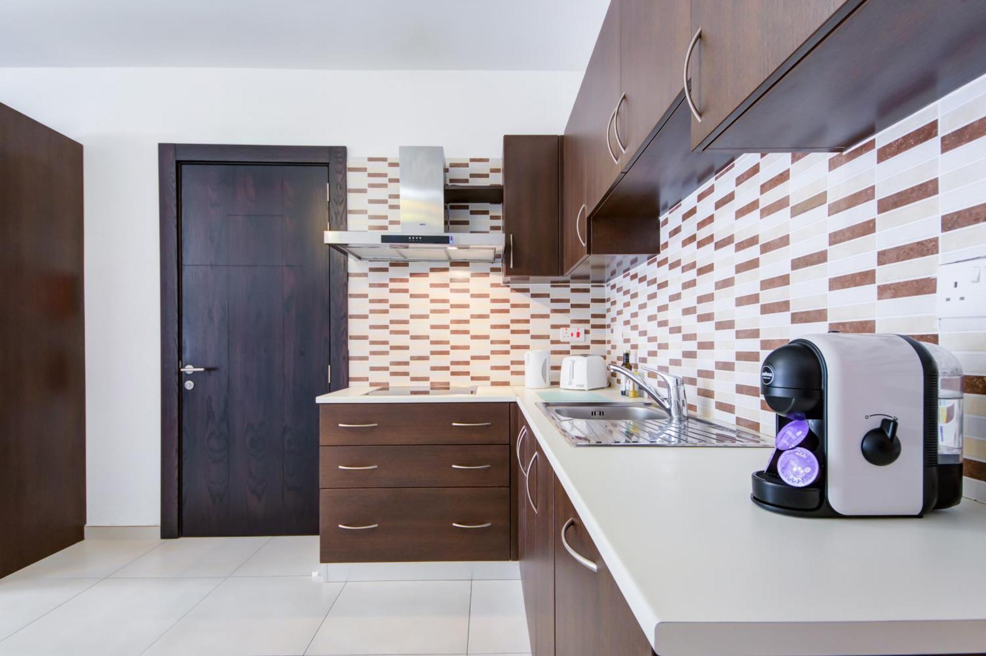 Stylish 2Br Apt With Balconies In St Julians, Paceville - Apt 6 By Vaganza Saint Julian's Luaran gambar